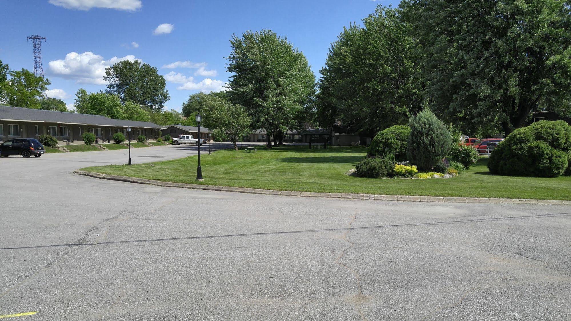 Le Deauville Motel Trois-Rivieres Exterior photo