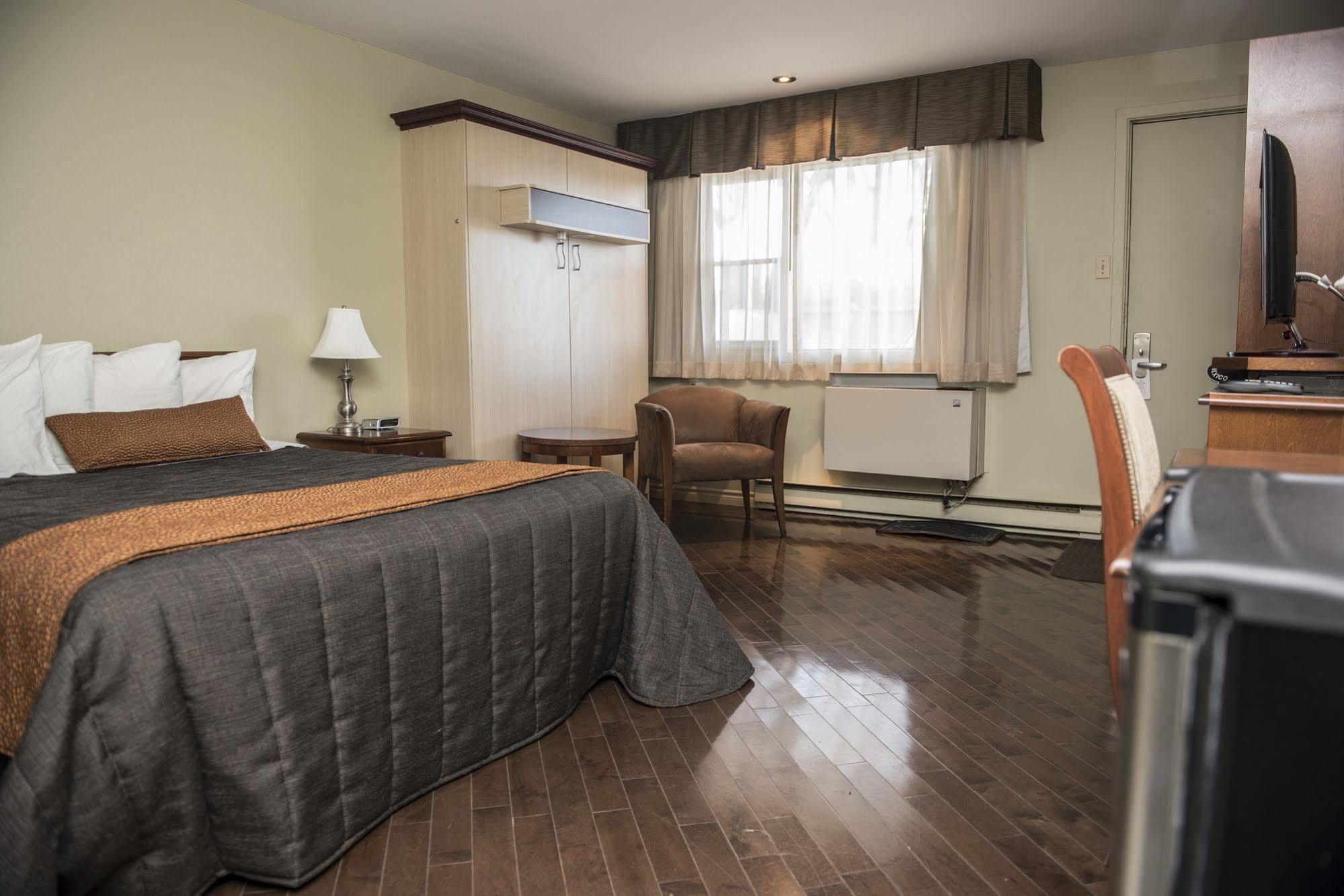 Le Deauville Motel Trois-Rivieres Exterior photo