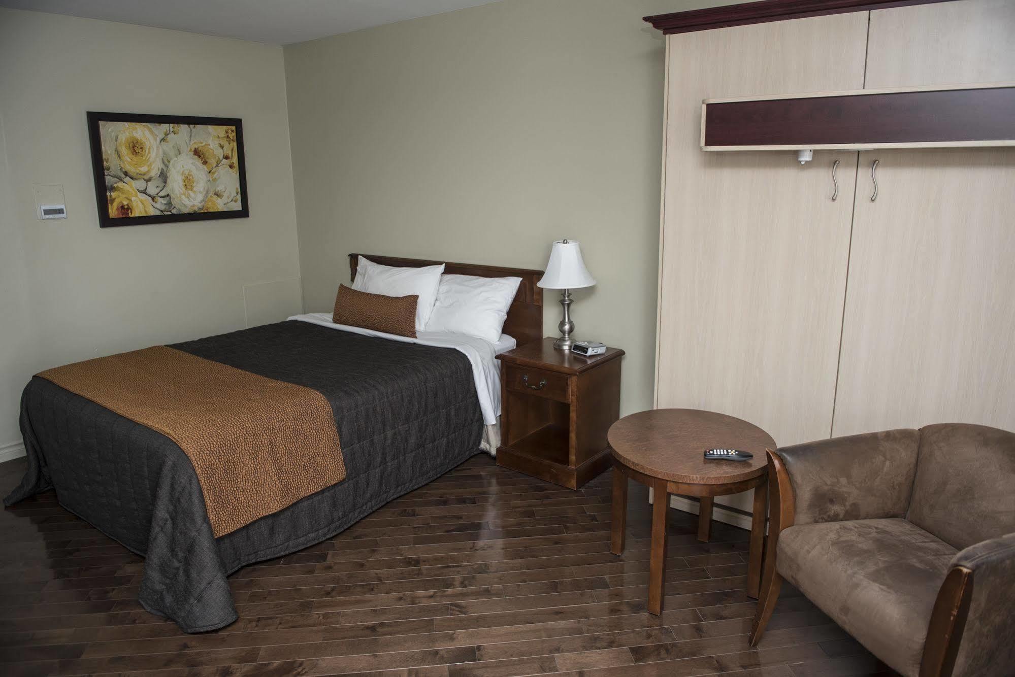 Le Deauville Motel Trois-Rivieres Exterior photo
